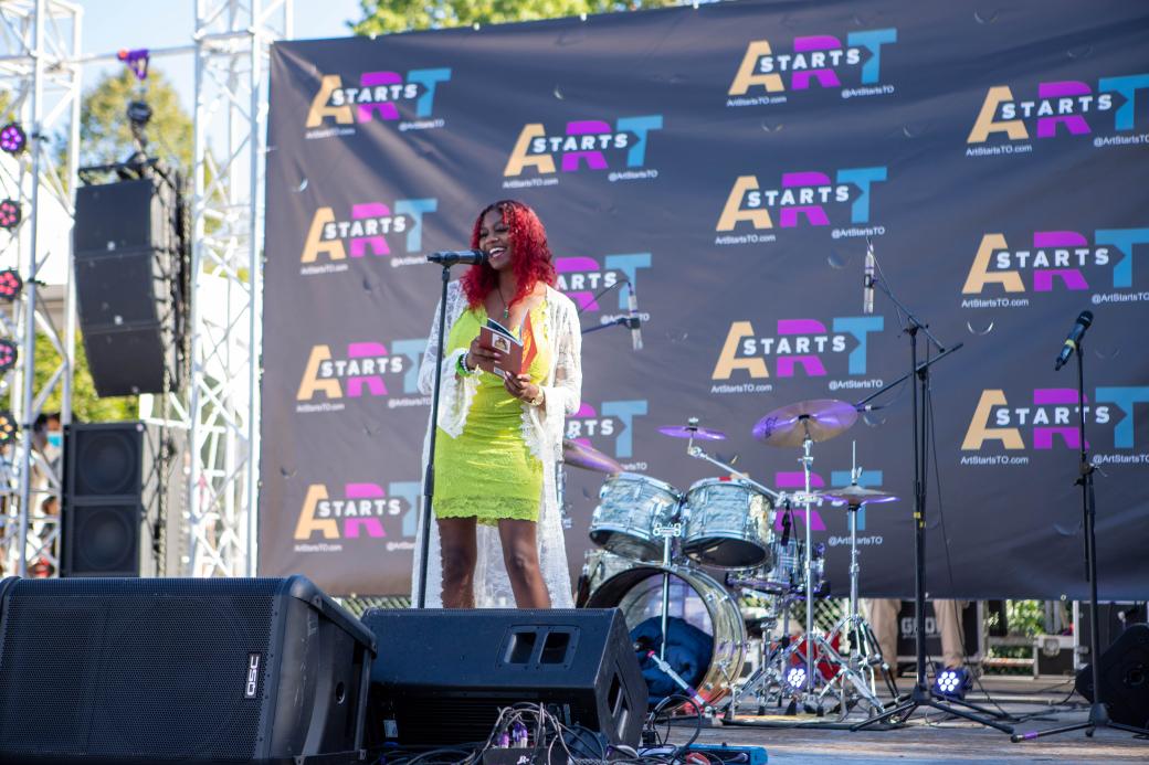 Rare reading her poetry onstage